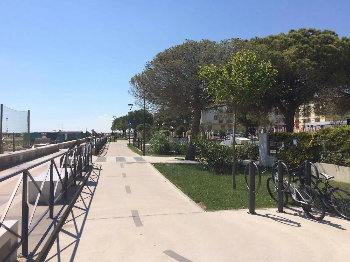 Apartments In Bibione 38281 Italy